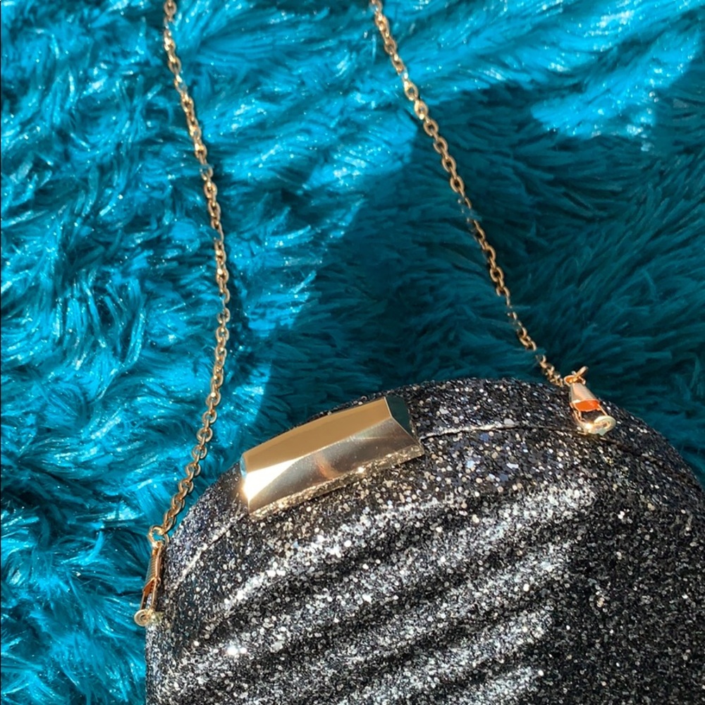 Purse - Picture 5 of 5